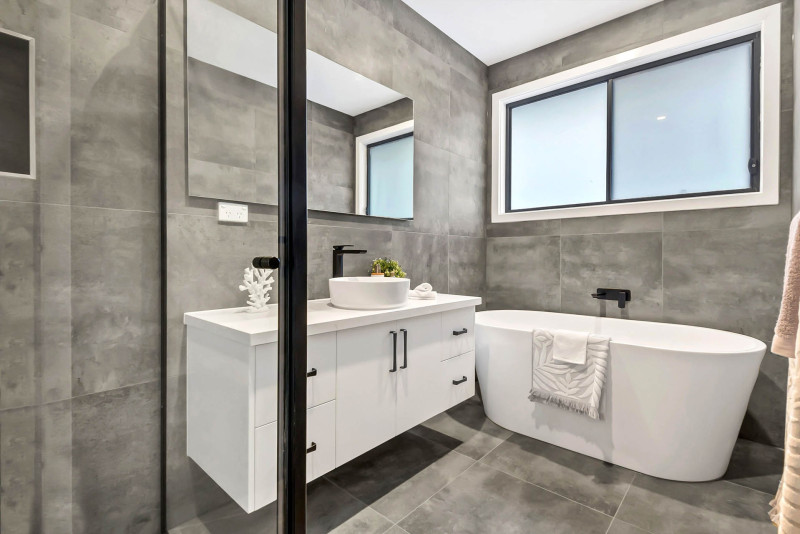 Zouk Group - Bathroom